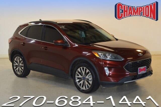 2021 Ford Escape Hybrid Titanium — photo 1 of 13