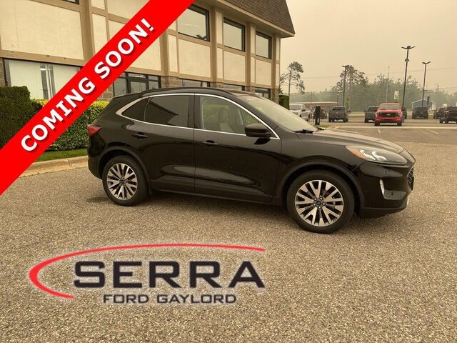 2021 Ford Escape Hybrid Titanium