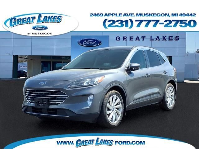 2021 Ford Escape Hybrid Titanium