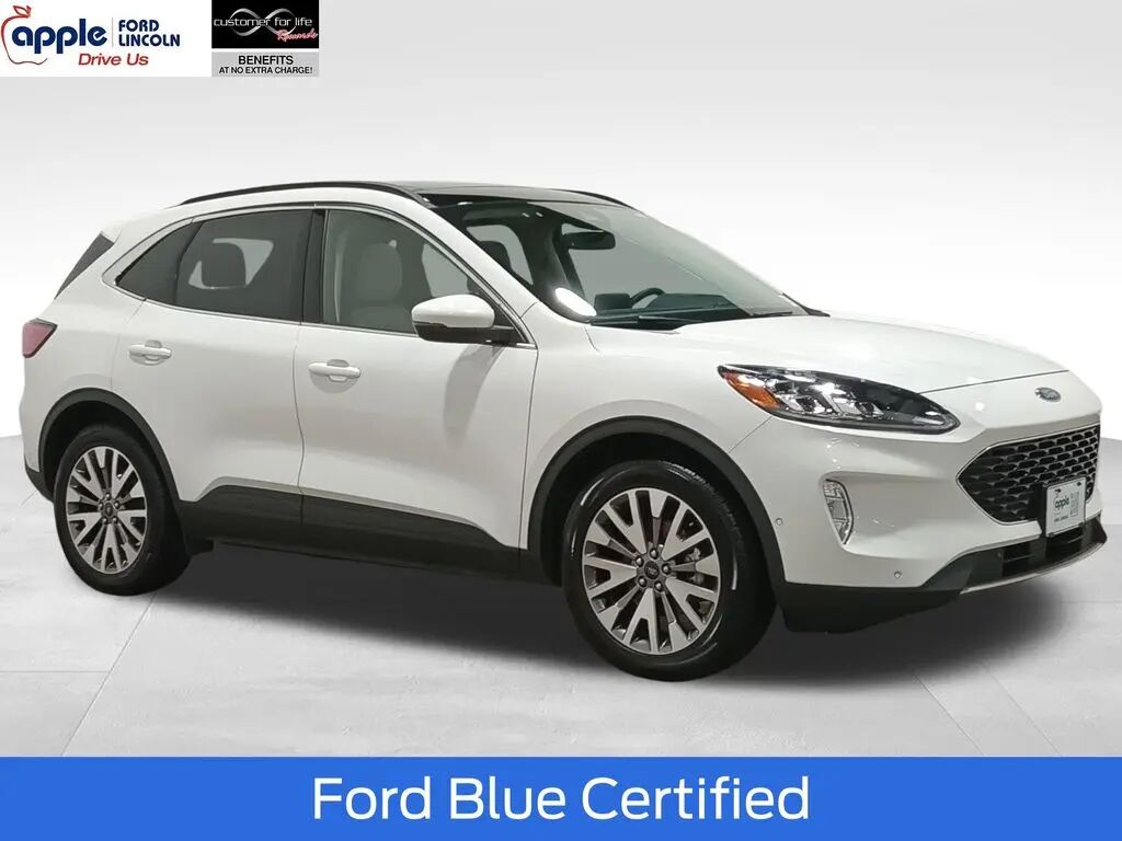 2020 Ford Escape Hybrid Titanium — photo 1 of 13