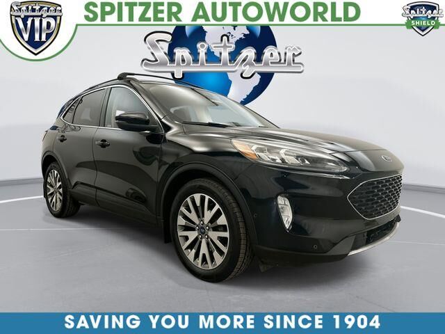 2020 Ford Escape Hybrid Titanium