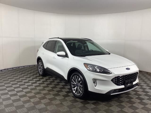 2020 Ford Escape Hybrid Titanium — photo 1 of 13