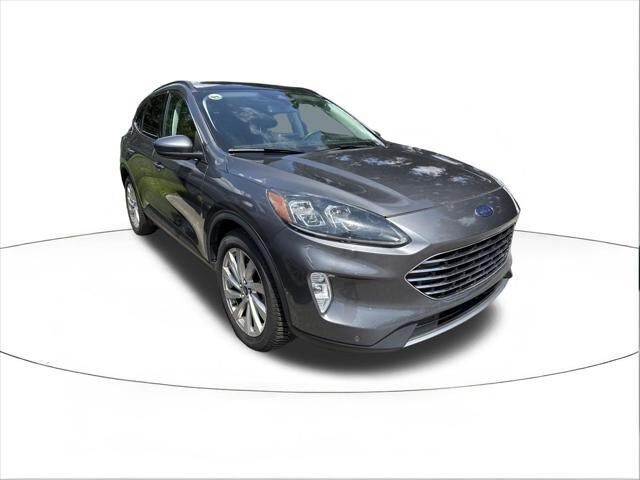 2021 Ford Escape Hybrid Titanium