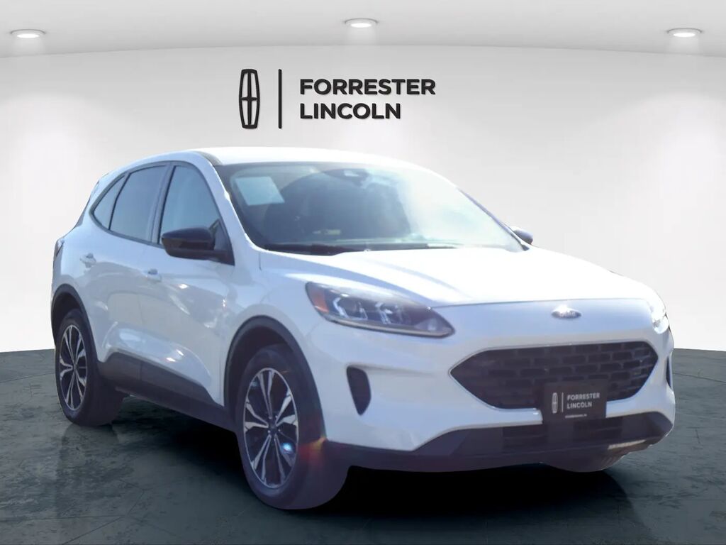 2022 Ford Escape SE — photo 1 of 13