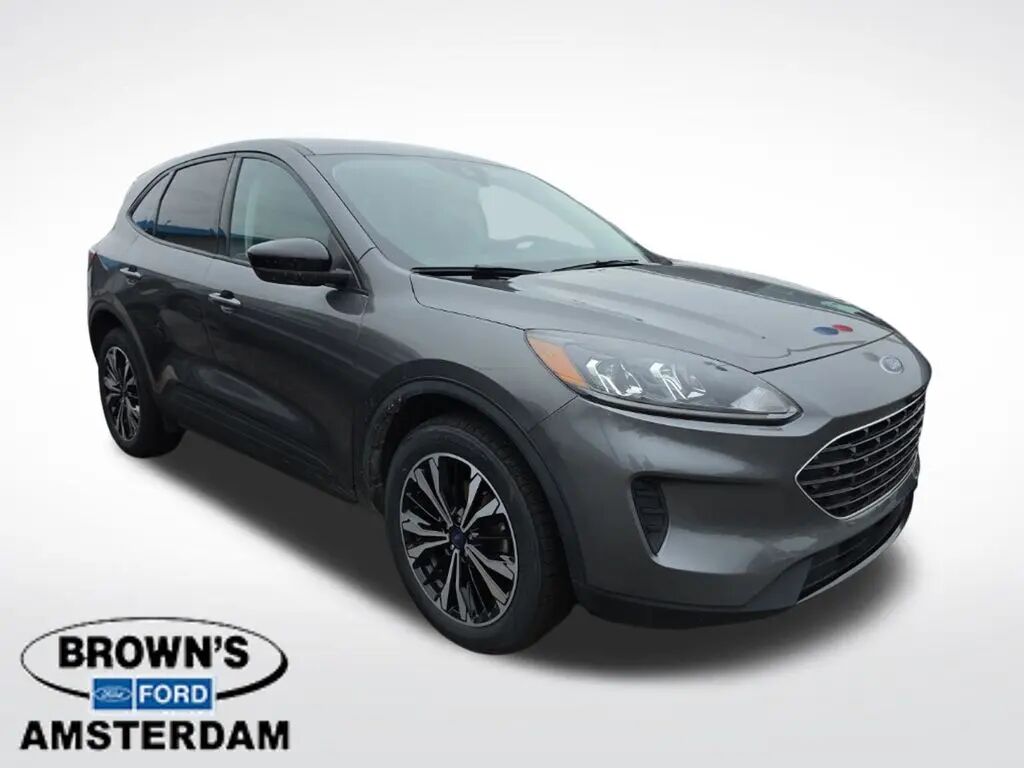 2022 Ford Escape SE — photo 1 of 13