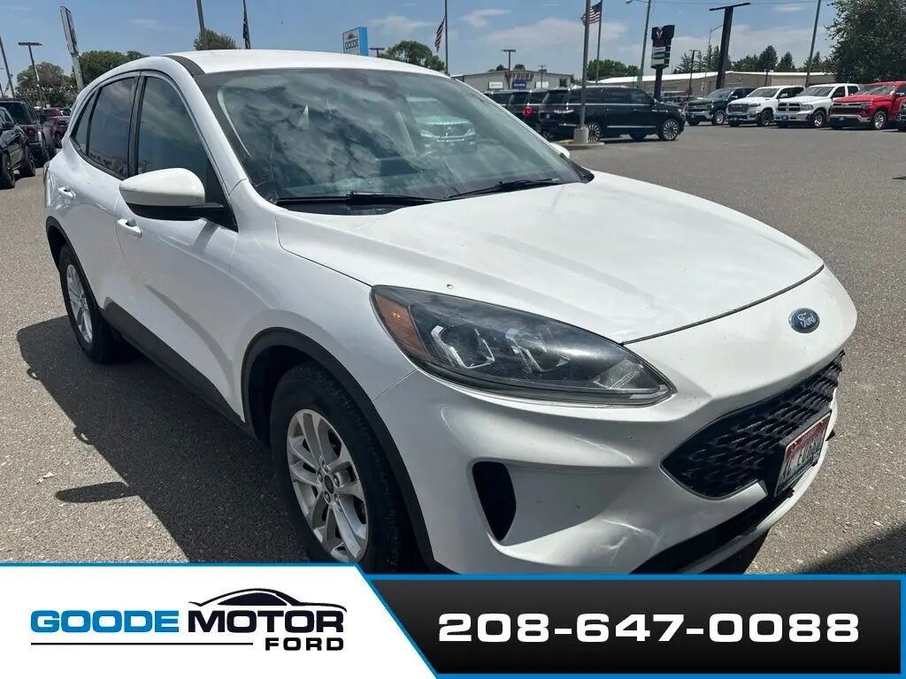 2020 Ford Escape SE — photo 1 of 4