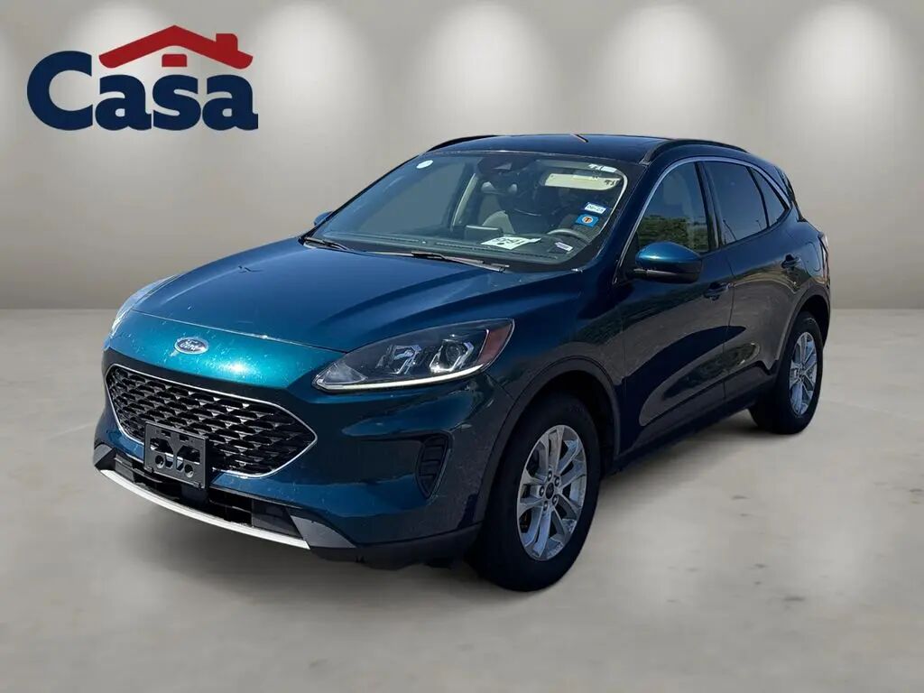 2020 Ford Escape SE — photo 1 of 12