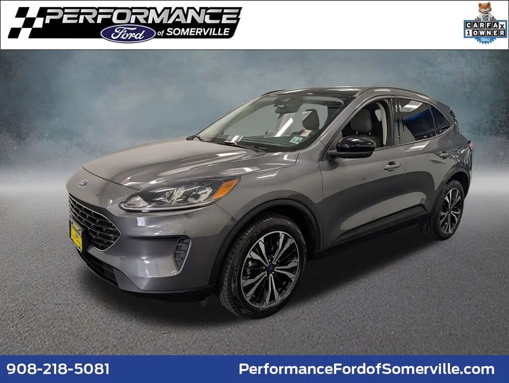 2022 Ford Escape SE — photo 1 of 13