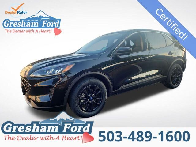 2020 Ford Escape SE