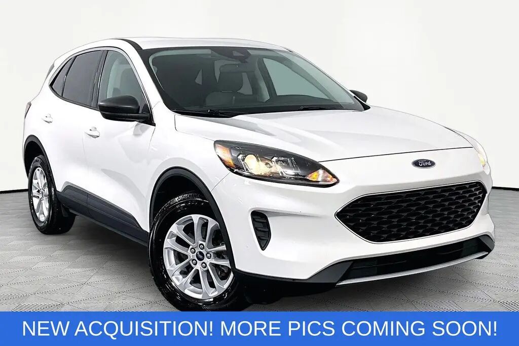 2022 Ford Escape SE — photo 1 of 13