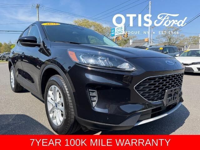 2021 Ford Escape SE