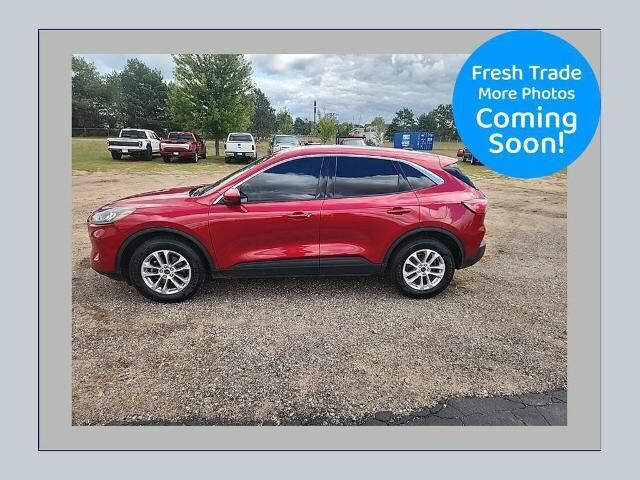 2021 Ford Escape SE