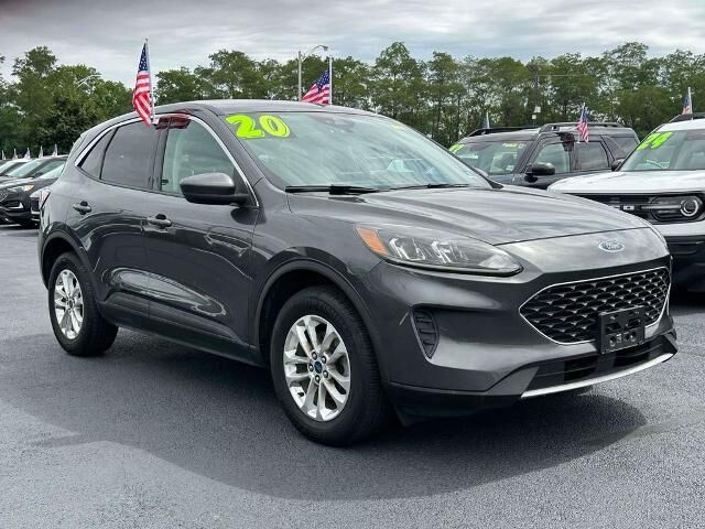 2020 Ford Escape SE — photo 1 of 1