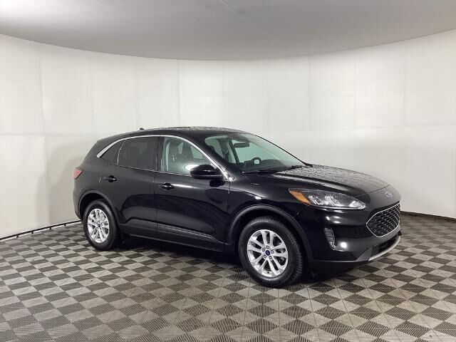 2021 Ford Escape SE — photo 1 of 13