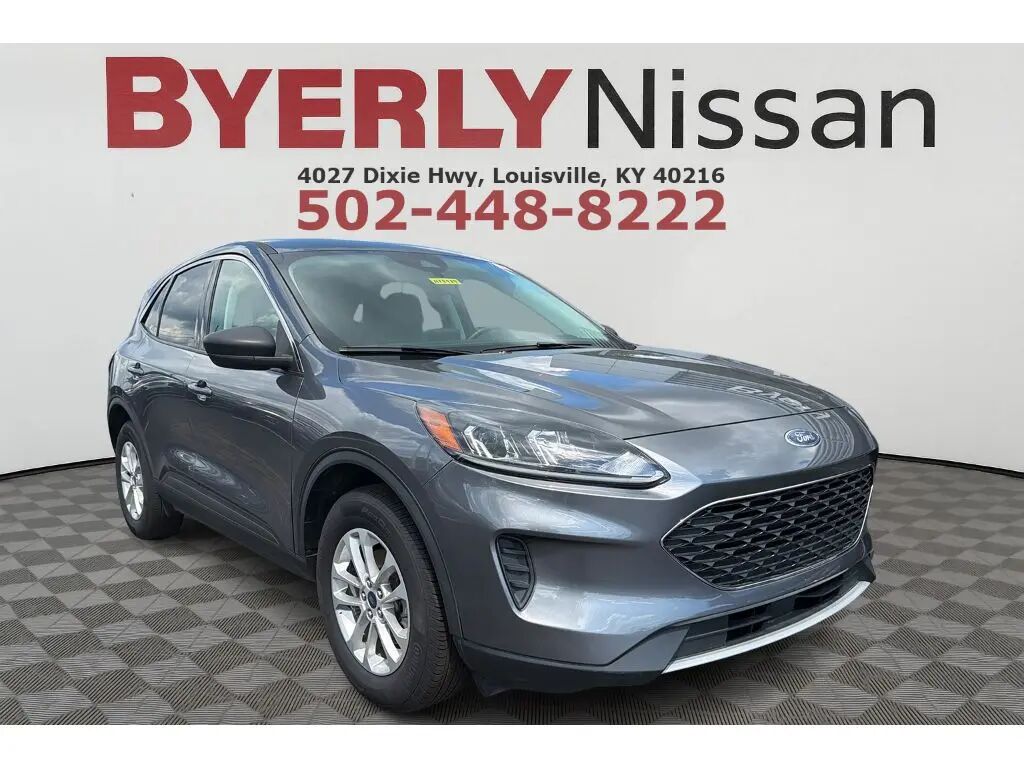 2022 Ford Escape SE — photo 1 of 13