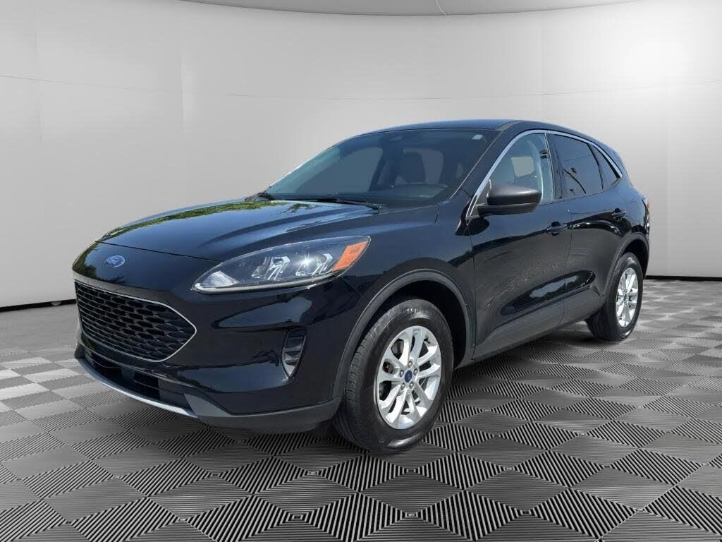2022 Ford Escape SE — photo 1 of 1