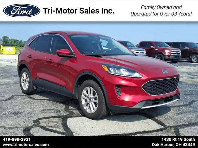 2020 Ford Escape SE