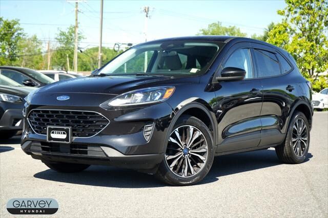 2021 Ford Escape SE