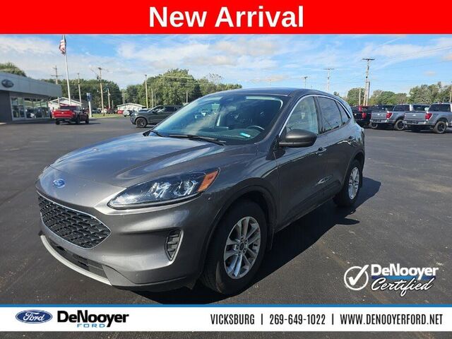 2022 Ford Escape SE
