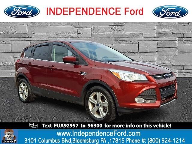 2015 Ford Escape SE — photo 1 of 13