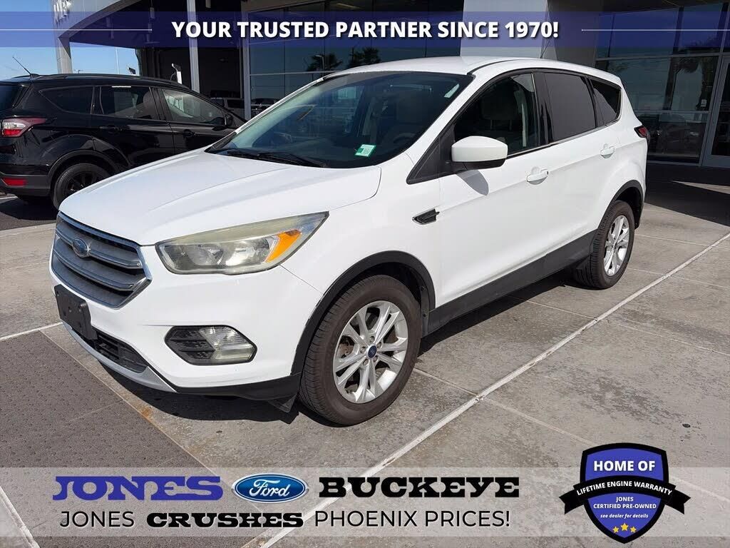 2017 Ford Escape SE — photo 1 of 1