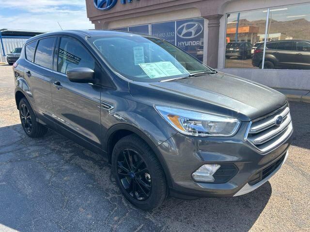 2019 Ford Escape SE — photo 1 of 13
