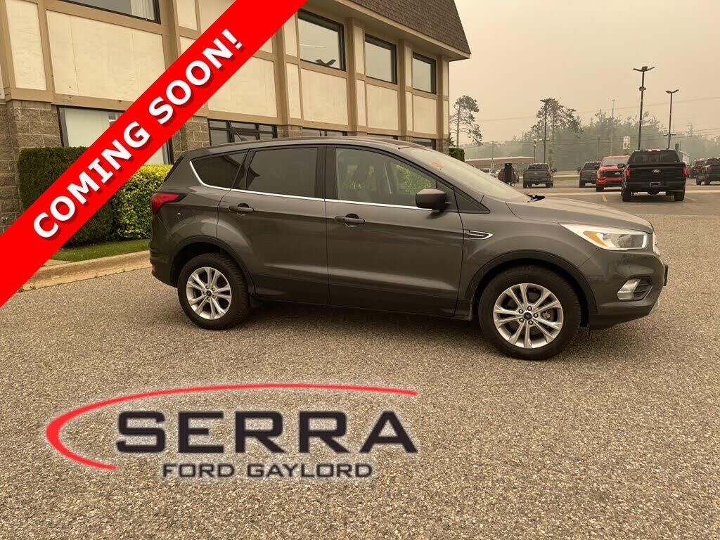 2019 Ford Escape SE — photo 1 of 1