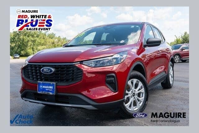 2023 Ford Escape Active — photo 1 of 1