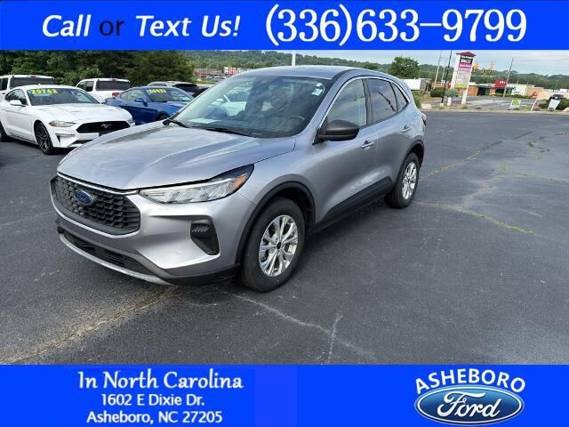 2024 Ford Escape Active — photo 1 of 13