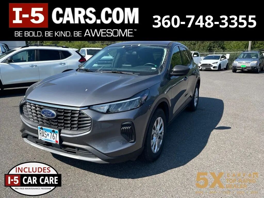 2024 Ford Escape Active — photo 1 of 8