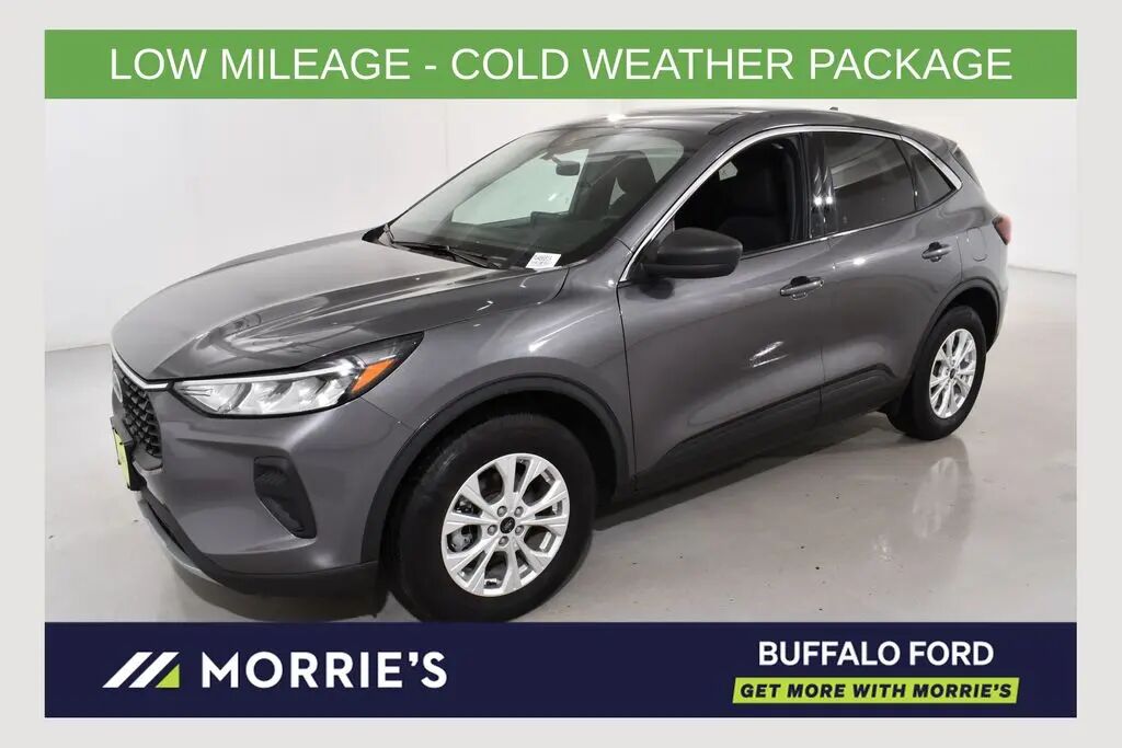 2023 Ford Escape Active — photo 1 of 13
