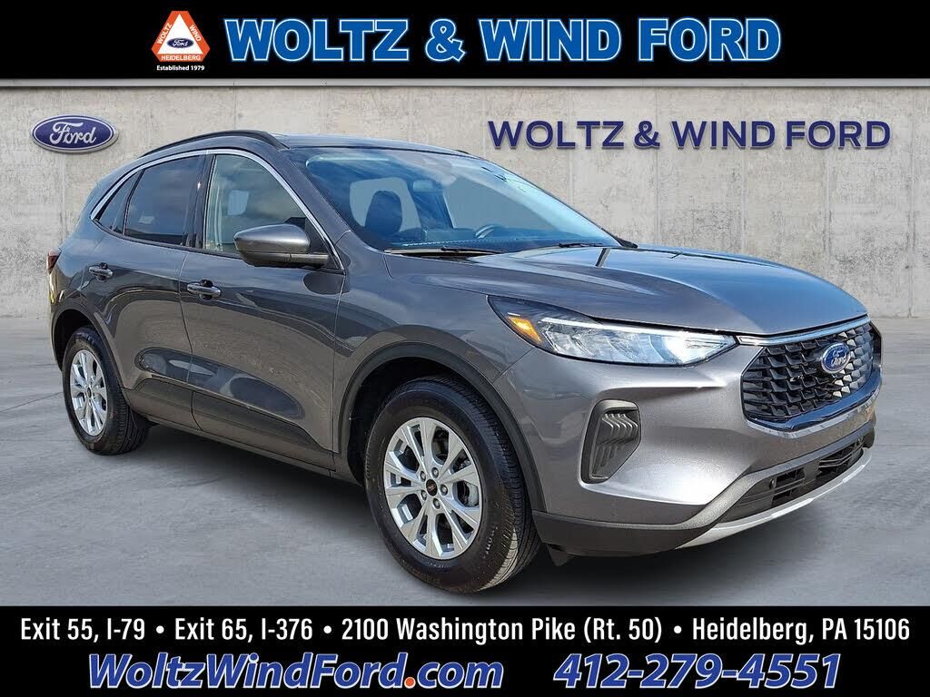 2023 Ford Escape Active — photo 1 of 1