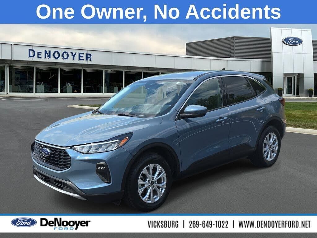 2023 Ford Escape Active — photo 1 of 1