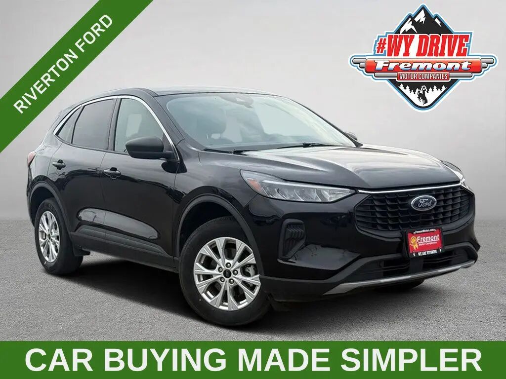 2024 Ford Escape Active — photo 1 of 13