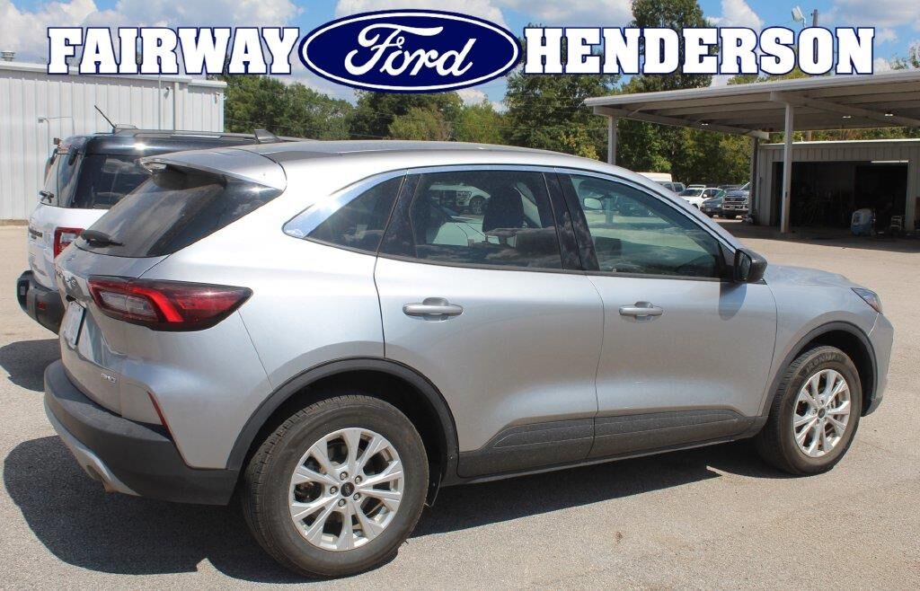 2024 Ford Escape Active — photo 1 of 1