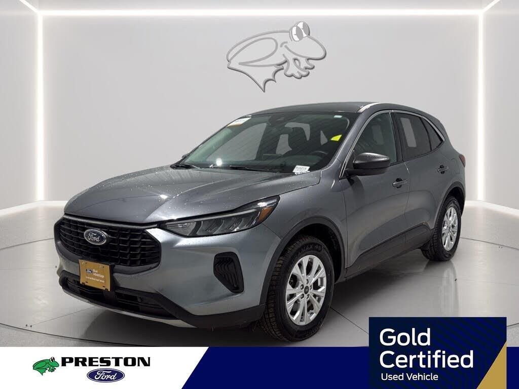 2024 Ford Escape Active — photo 1 of 16