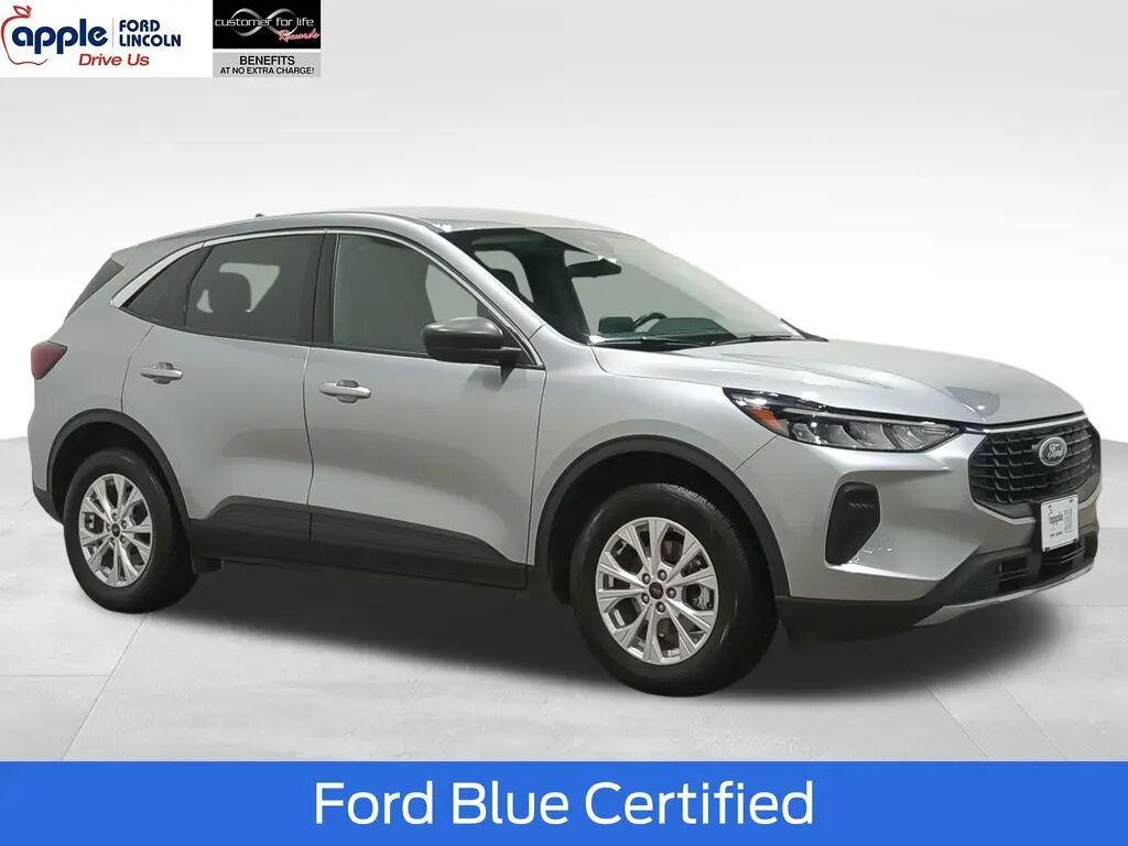 2024 Ford Escape Active — photo 1 of 3