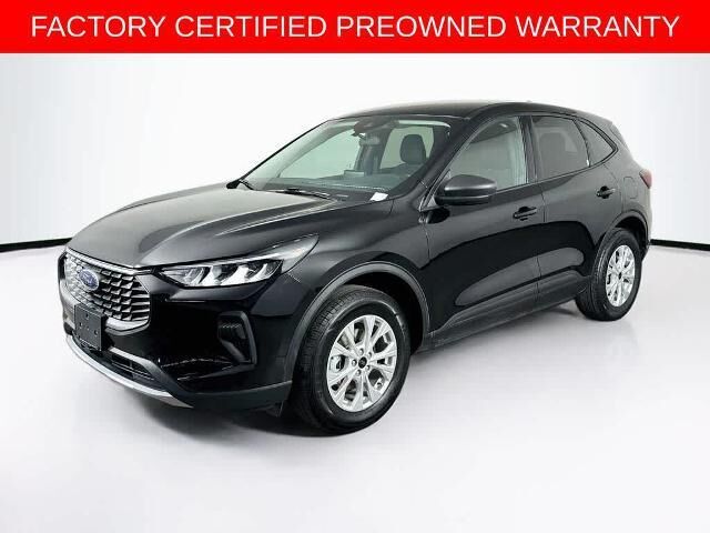 2025 Ford Escape Active — photo 1 of 13