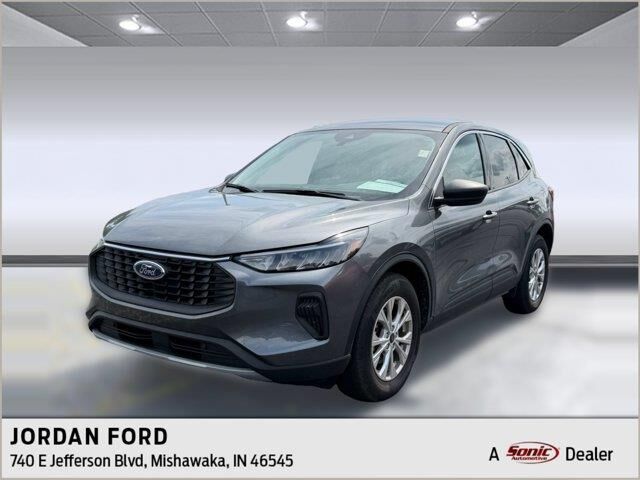 2023 Ford Escape Active — photo 1 of 13