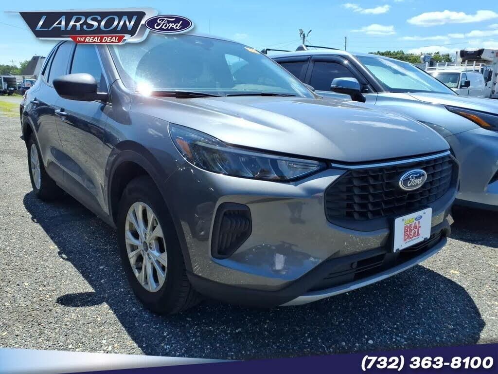 2023 Ford Escape Active — photo 1 of 1