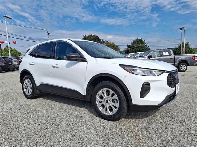 2024 Ford Escape Active — photo 1 of 13