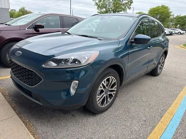 2020 Ford Escape SEL