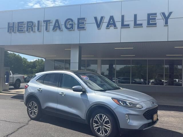 2022 Ford Escape SEL