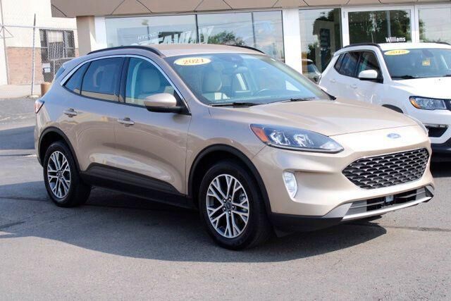 2021 Ford Escape SEL