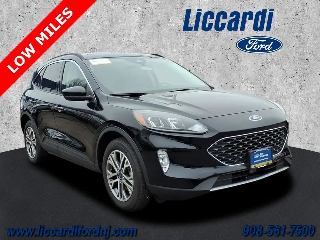 2022 Ford Escape SEL — photo 1 of 13