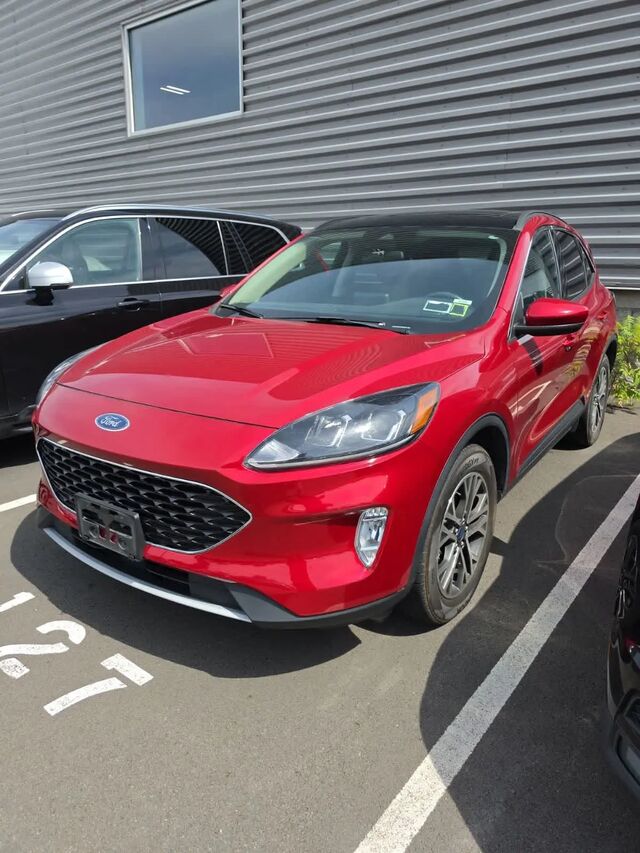 2020 Ford Escape SEL