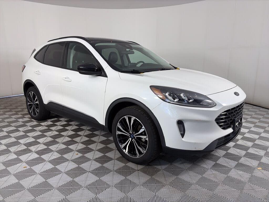2022 Ford Escape SEL — photo 1 of 1