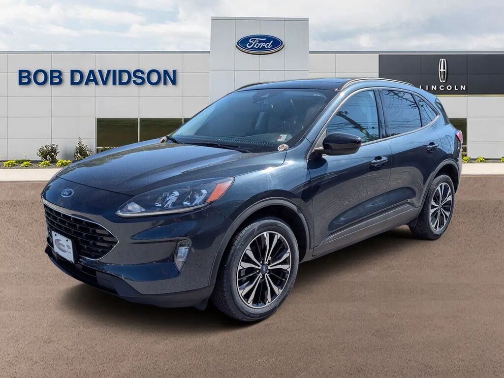2022 Ford Escape SEL — photo 1 of 13