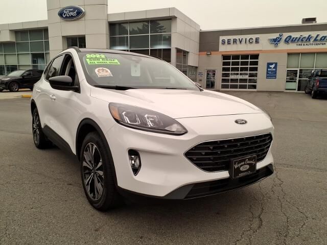 2022 Ford Escape SEL