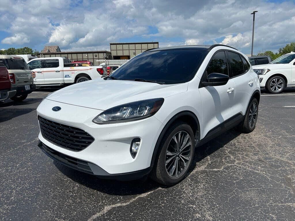 2022 Ford Escape SEL — photo 1 of 1